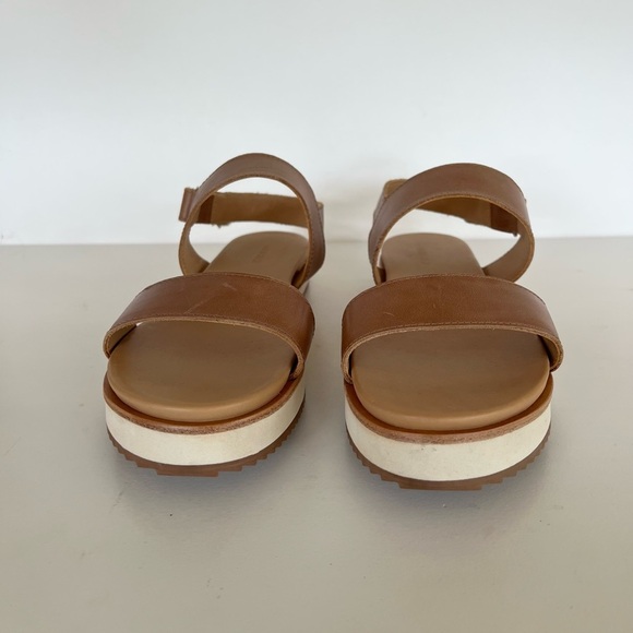 Nisolo Women's Leather Go-To Flatform Sandal 2.0 in Almond/Cream, size 9.5 - Picture 4 of 13